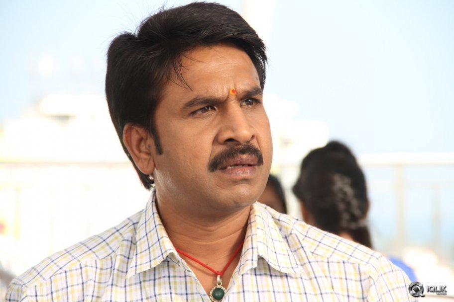 Jayammu Nischayammu Raa